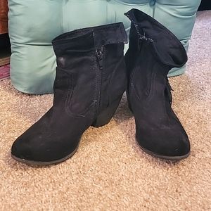 Womens bootie heels fringe black size 5